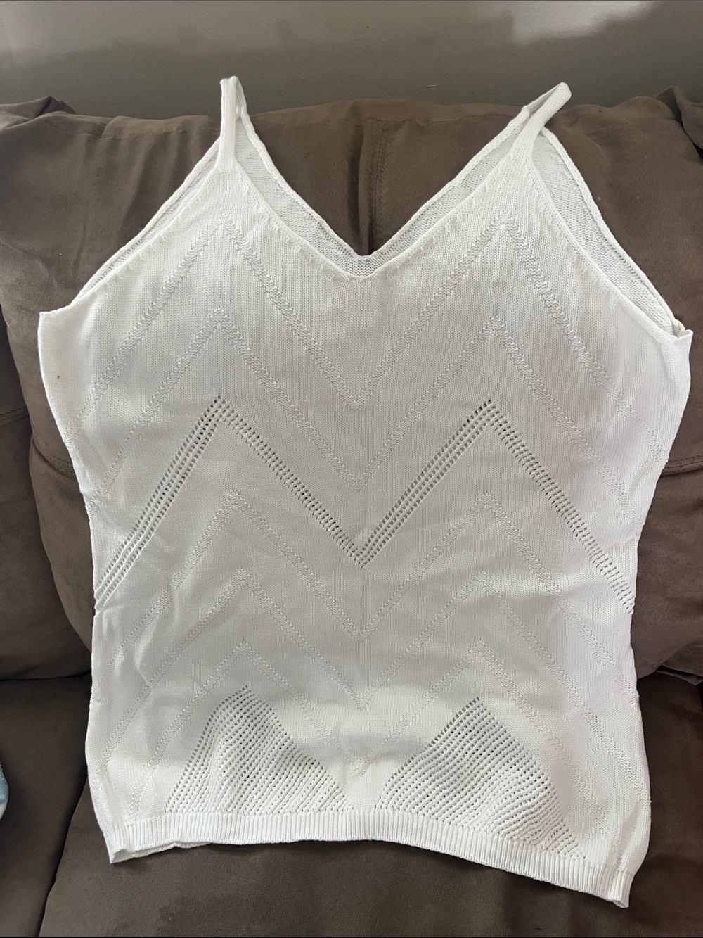 Women's White Knit V-Neck Camisole Top